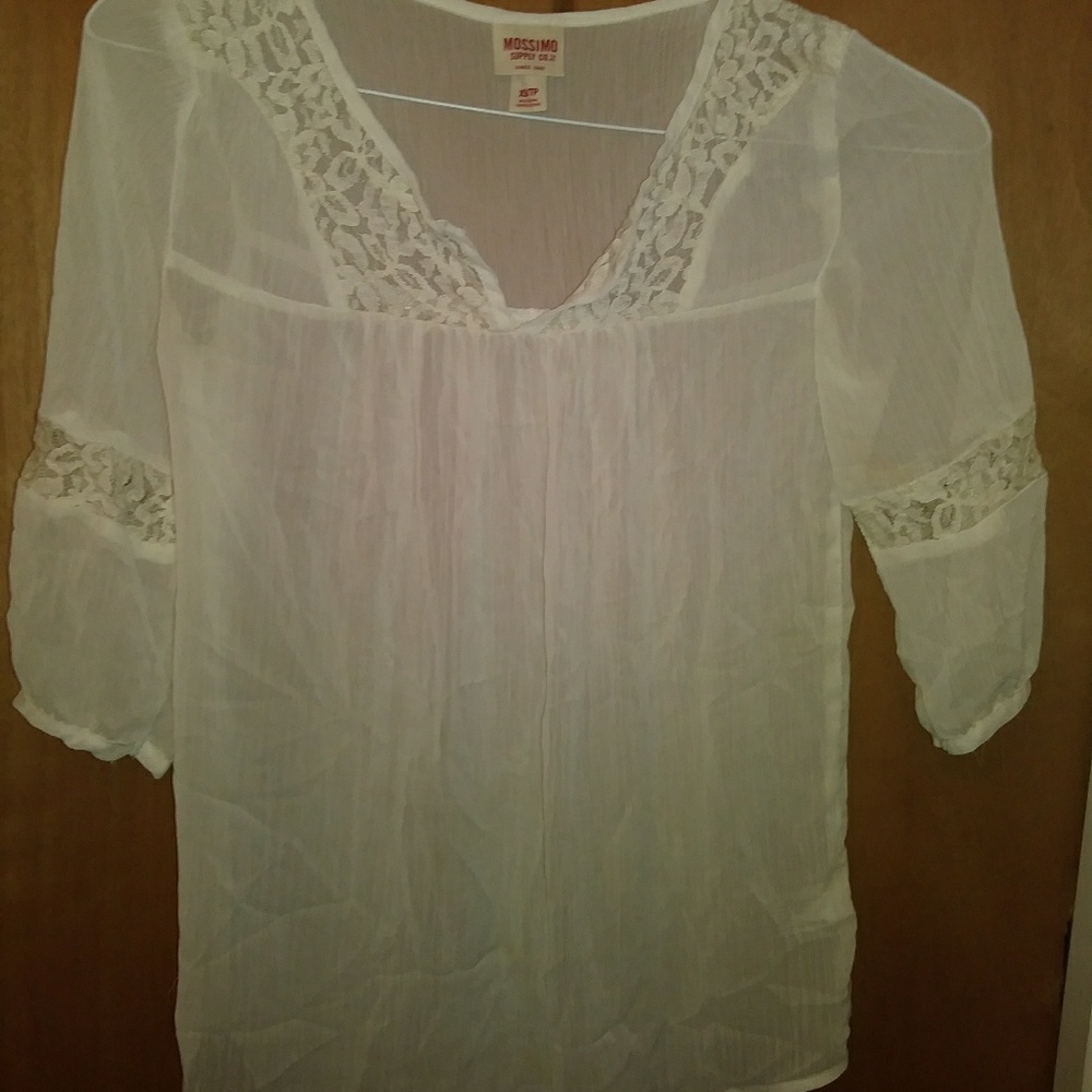 Blouse with 3/4 sleeves